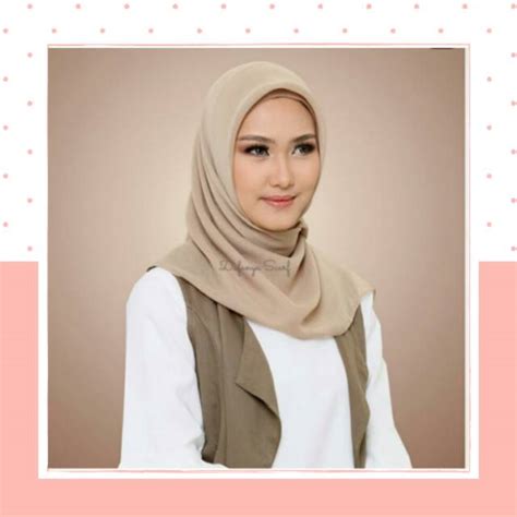 Tidak hanya itu, beberapa warna cream lain juga banyak di miniati, seperti cream muda, putih, tua, coklat, kuning setiap orang memiliki selera berbeda antara satu dengan yang lainnya. Warna Coklat Susu Polos - Rahman Gambar