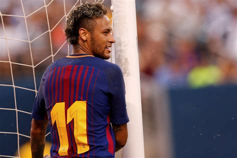 Check spelling or type a new query. Com maior salário do mundo, Neymar vai receber R$ 308 mil ...