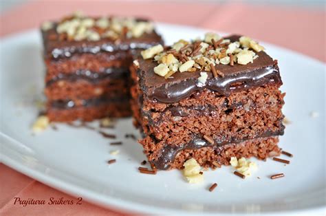 Maybe you just need a snickers. adi`s blog - Jurnal culinar: PRAJITURA SNICKERS - 2