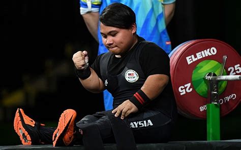 Thank you bonnie bunyau gustin for presenting the malaysian family with the gold medal in men's powerlifting. This Sarawak Powerlifter Just Broke A World Record Booked A Spot In The 2020 Paralympics ...