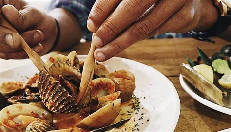 Jalan nagrak, nagrak, jawa barat. 4 Kuliner di Jalan Cibadak Bandung yang Harus Dicoba, Raos ...