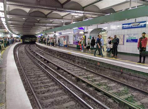 3 minutes gabriel peri metro line 13, 5 minutes to the train sncf st lazare, many buses and car hire. WFAT at Saint Lazare, Paris Métro line 3 : WaitingForATrain