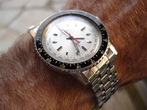 Présentée à baselworld 2017, elle est maintenant disponible. Coin des Affaires - favre leuba bivouac altimètre