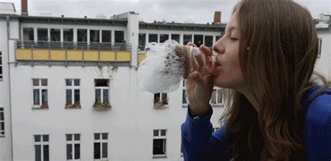 151 lustige bilder von friseur in 2020 lustig neue debeste. Lustiger Tolla-Seifenblasentrick