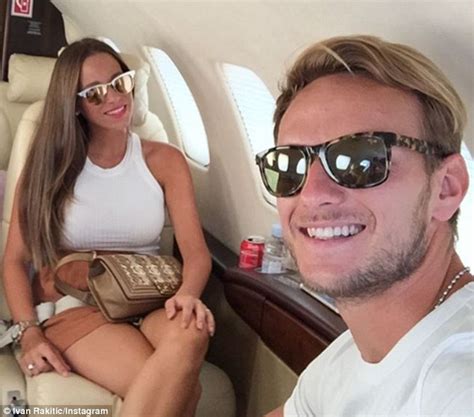 Юмтити самюэль (samuel umtiti) футбол защитник франция 14.11.1993. Ivan Rakitic soaks up the sun in Greece with wife Raquel ...