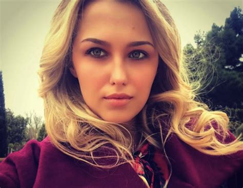 Звезда сериала «Зайцев + 1» Аглая Шиловская тайно вышла замуж