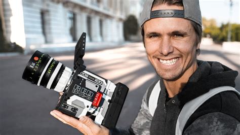 Jon olsson is a professional freeskier and alpine ski racer. Jon Olsson gaat next level overkill met RED vlog-camera ...