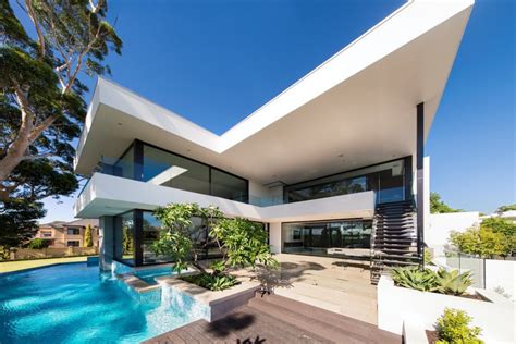 Seiring dengan perkembangan desain rumah minimalis di indonesia, saat ini banyak juga developer bangunan maupun pengembang perumahan. Gambar Desain Rumah Mewah dan Cara Dekorasi Interior Ideal