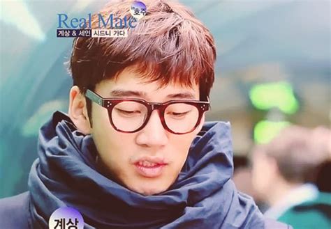 이는 시각의 중심이자 안경을 위한. 윤계상착용_타르트옵티컬 FDR/타르트안경/윤계상안경/연예인명품 ...