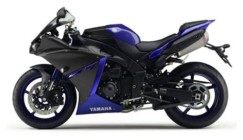 This force fed air helps the engine develop maximum power. 2014 Yamaha R1 Race-Blu - way2speed