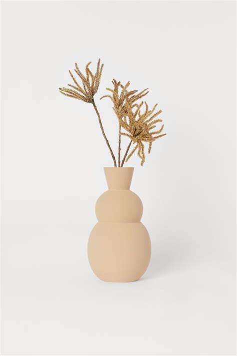 Vi har keramik vaser i massevis af forskellige farver fra kendte mærker. Tall ceramic vase - Beige - Home All | H&M GB 4 (With ...