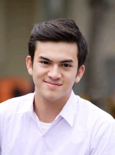 Gambar dan foto cowok ganteng situs penjaga warnet gambar cowok keren dan ganteng, buat netters cewek yang ingin mencari gambar dan foto foto cowok cowok ganteng dan keren baik itu gambar cowok artis polisi dan cowok ganteng dengan profesi lainnya kalian bisa lihat di blog ini. 7 TIPS Merawat wajah pria agar awet muda dan ganteng ...