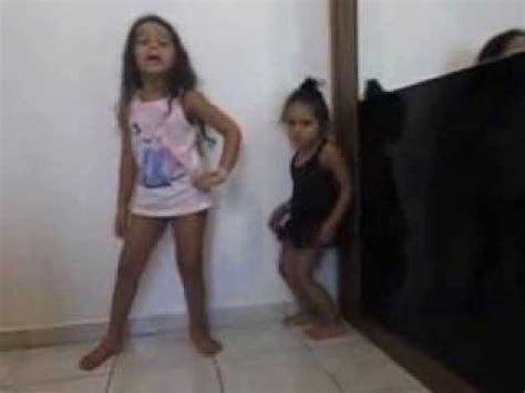 Meninas dançando brega funk ! Menina dançando | FunnyDog.TV