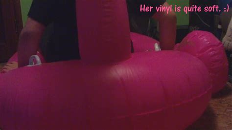 The design and patterns of the mimosa inc giant pink flamingo pool float are owned by mimosa inc and fully protected. Bestway Pink Flamingo Float Riding - YouTube