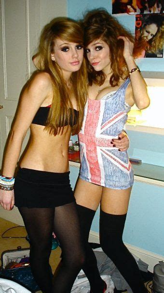 Milf bukkake party british (178.894 resultados). S-A-F: UK Chav girls | Girl, Fashion