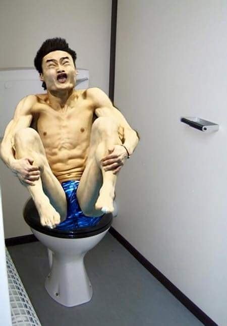 We regularly add new gif animations about and. Pic #4 - Olympic divers on the toilet - Meme Guy