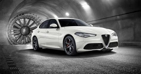 Le migliori bacheche di giulia marin. Alfa Romeo Giulia Sport Edition 2018: le caratteristiche ...