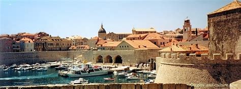 Wenn sie nur eine der attraktionen von dubrovnik sehen möchten, besuchen sie die stadtmauer. Dubrovnik - kulturelles Erbe, Sehenswürdigkeiten, Land und ...
