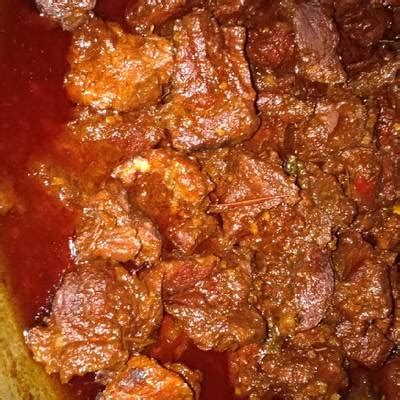 Cukup mudah bukan untuk mencoba resep bistik daging sapi khas indonesia ini? Resep Bistik Daging Untuk Hajatan / Resep Sop Iga Sapi ...