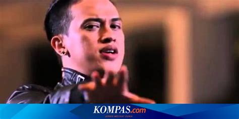 Namaku cinta ketika kita bersama. Lirik dan Chord Lagu Butiran Debu dari Rumor