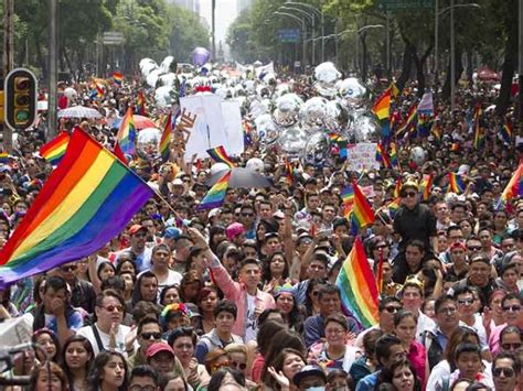 Marche (märsh), region and former province, central france, on the nw margin of the massif central massif central fr.,=central highlands, great mountainous plateau, c.33,000 sq Calles cerradas marcha gay lgbt | Atracción360