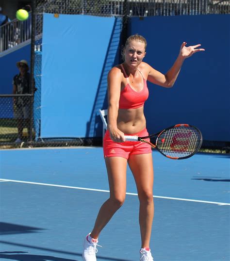 Fiona ferro (nacida el 12 de marzo de 1997 en libramont, bélgica) es una tenista francesa de origen belga. kiki mladenovic | Australian open tennis 2016 | ozph | Flickr