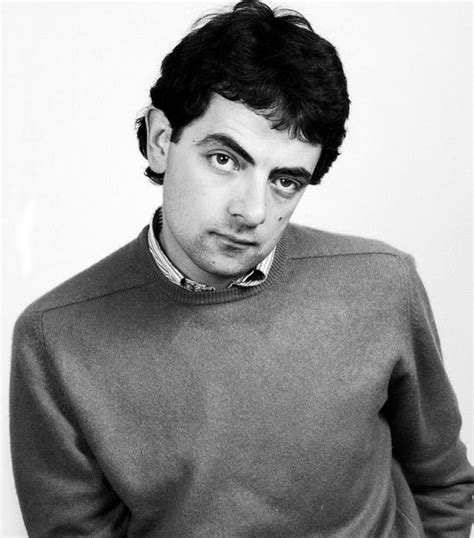 Rowan atkinson is one of britain's most famous comedy exports. Rowan Atkinson (Mr. Bean) Dulu Dan Sekarang (6 Gambar ...