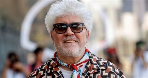 El conductor de televisión pedro sola, a través de su canal de youtube, está compartiendo videos para entretenernos a todos desde su casa. Pedro Almodóvar revela que cuando era niño sufrió acoso ...