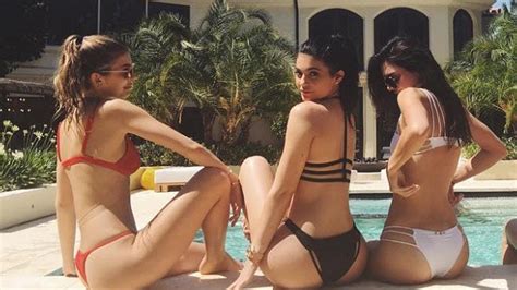 Bella & nicole poolside fun brought to you by xxxbunker.com. Kendall Jenner Hot and Sexy Moments - YouTube