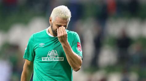 Frau muggli hat jetzt zugegebenfrank baumann, geb. Werder Bremen: Frank Baumann rüffelt Claudio Pizarro wegen ...