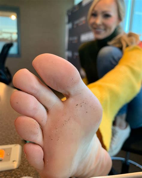 Submitted 11 months ago by deleted. Kyle Unfug's Feet