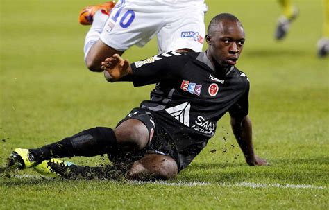 Age:27 years (29 january 1994). L'ancien joueur du PSG Antoine Conte en garde à vue après ...