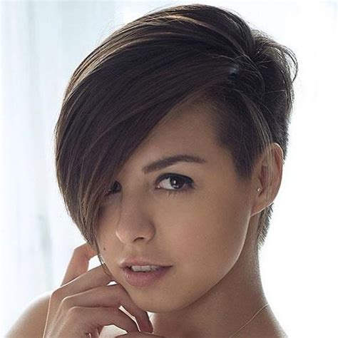 Discover the best hairstyles and haircuts for face shapes with this guide to pick the style that will flatter your unique visage! Best short hair for heart shaped face. Best short hair for ...