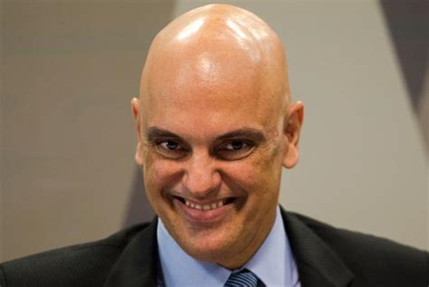 Jul 02, 2021 · a decisão de alexandre de moraes de arquivar a investigação dos atos antidemocráticos, mas de abrir nova investigação sobre uma suposta organização criminosa que atuaria em prol de ataques à democracia, desceu quadrada para o presidente jair bolsonaro e, a portas fechadas, tirou o chefe do executivo do sério. Indicado por Temer derruba liminar que impedia ...