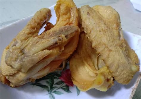 Pastinya dengan olahan yang benar akan menghasilkan hidangan yang menggugah. Resep Ayam goreng bumbu kuning oleh Simbok Yanti - Cookpad