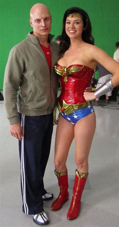 Adrianne palicki as 'wonder woman' in action live on the set hollywood california march 30, 2011 behind the scenes & shots from the directors monitor. Adrianne Palicki as Wonder Woman (2011 TV Pilot) | Chicas ...