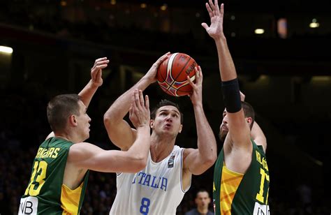 Coach vincenzo ritacca e l'italia basket over 40 si stringono in un abbraccio alla famiglia di ivano zoccadelli, figura di spicco del basket bolognese, scomparso all'improvviso quest'oggi. Europei di basket, l'Italia finisce fuori dal torneo ...