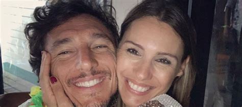 Karol cariola | agencia uno. Pampita anuncia el fin de su relación amorosa por Twitter ...