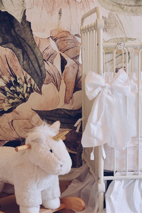 If you know me, you know i love pink. Floral Wallpaper Nursery - A Vintage Inspired Nursery ...