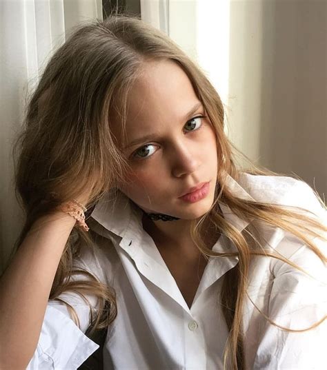 Самсонова (liudmila samsonova) теннис россия 11.11.1998. Alisa Samsonova's photos | Cute girl outfits, Insta models ...