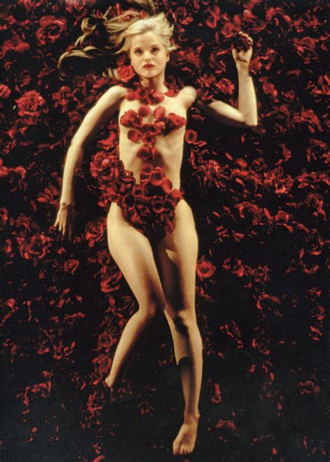 George clooney thora birch american beauty mena suvari beauty movie sam mendes films cinema teen movies star wars film serie. American Beauty (1999)