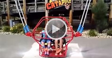 Carowinds in charlotte, north carolina; Mechanical Failure? Engineers Blamed for Wife, Son ...