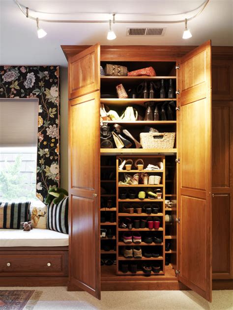 A shoe cabinet helps reduce clutter and increases storage space, allowing you to store pairs of shoes so they are out of your way. Built In Shoe Cabinet | Houzz