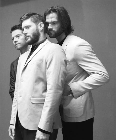 Subreddit dedicated to the tv show supernatural on the cw network, starring jensen ackles, jared padalecki, and misha collins. Pin von M. B. auf SPN - Promos, Photo Shoots, Press Lines ...