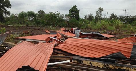 Ksit jabatan tanah & ukur. Jabatan Tanah Sarawak zalim, roboh 24 rumah penduduk ...