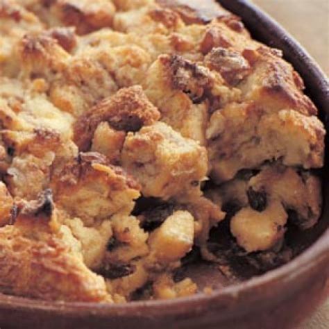 Bread puddings tastes so decadent and is positive proof that leftover bread does have a purpose and can have a second chance. Yard House Bread Pudding Recipe : Bread Pudding Recipes Allrecipes / I added cinnamon and nutmeg ...