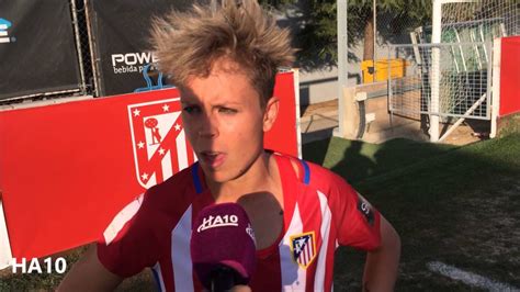 Rosa rayo femenino (plantilla rayo femenino). Atlético de Madrid -- Rayo Vallecano (femenino) 03-09-2016 ...