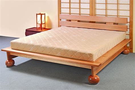 However, mattresses for platform beds should ideally be 12 to 14 inches. Platform Bed Frame 140 + Large Ball Set - Dawn Latex ...