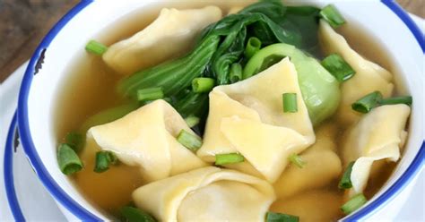 In the beginning, do your best to roll it flat and a little bigger. 10 Best Wonton Wrapper Desserts Recipes