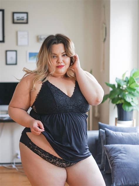 When the term 'plus size model' comes up, american supermodel ashley graham instantly comes to mind. MODELING CONFIDENCE — Natalie in the City - A Chicago Plus ...